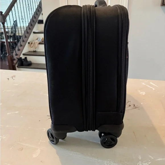 Samsonite Black Rolling Travel‎ Bag - Picture 3 of 13
